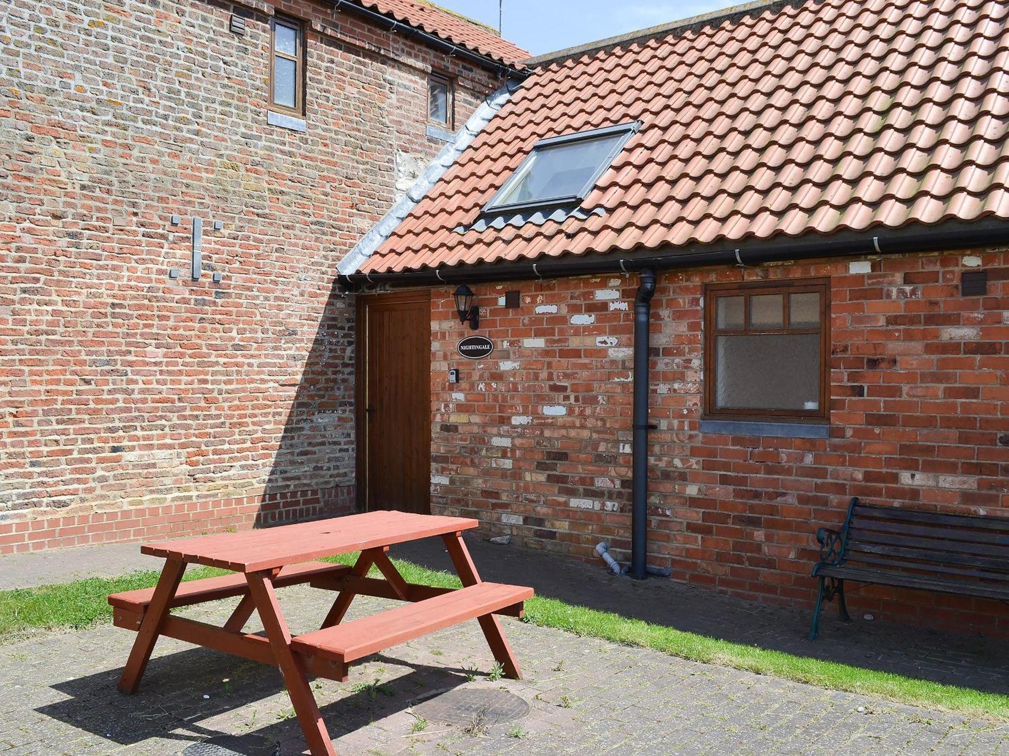 Nightingale Cottage- 25115 Flamborough Exterior photo